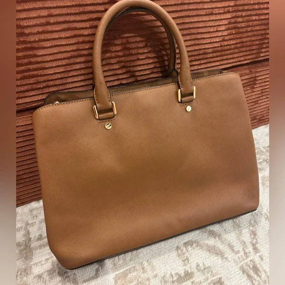 Michael Kors Brown Leather Purse with Gold Accents - Picture 4 of 10